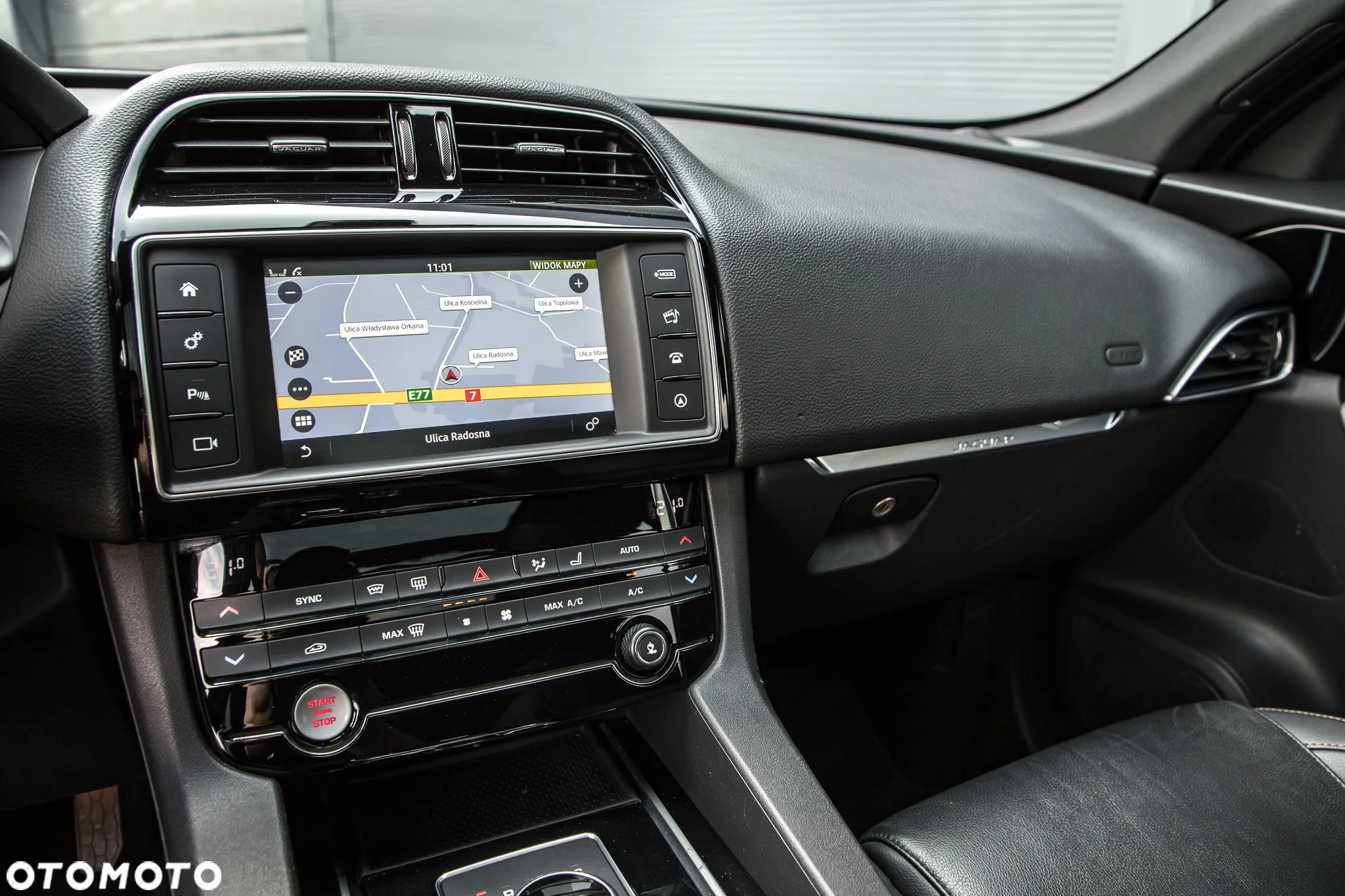 Jaguar F-Pace 2.0 i4D AWD Prestige - 18
