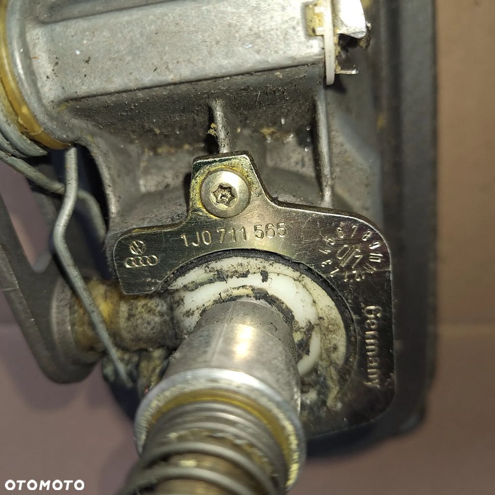 WYBIERAK LEWAREK VW GOLF PASSAT AUDI SKODA 5 BIEGOW 1J0711565 - 3