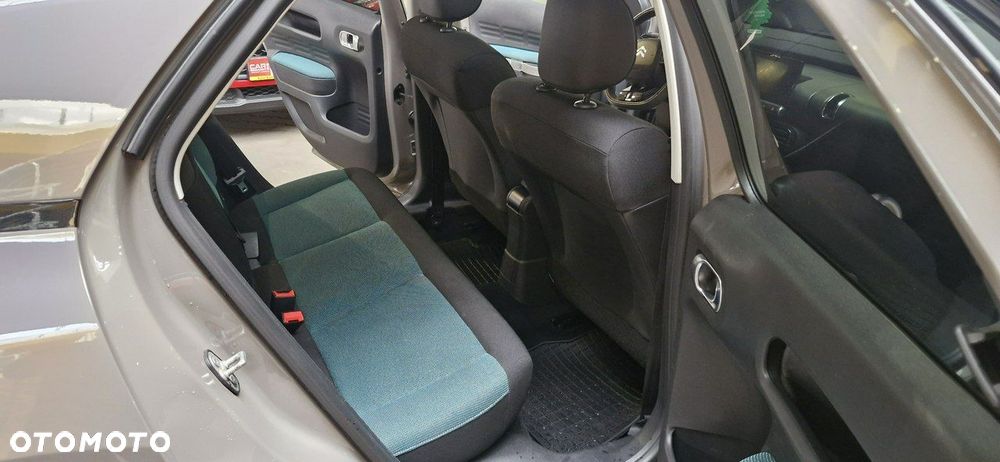 Citroën C4 Cactus - 16