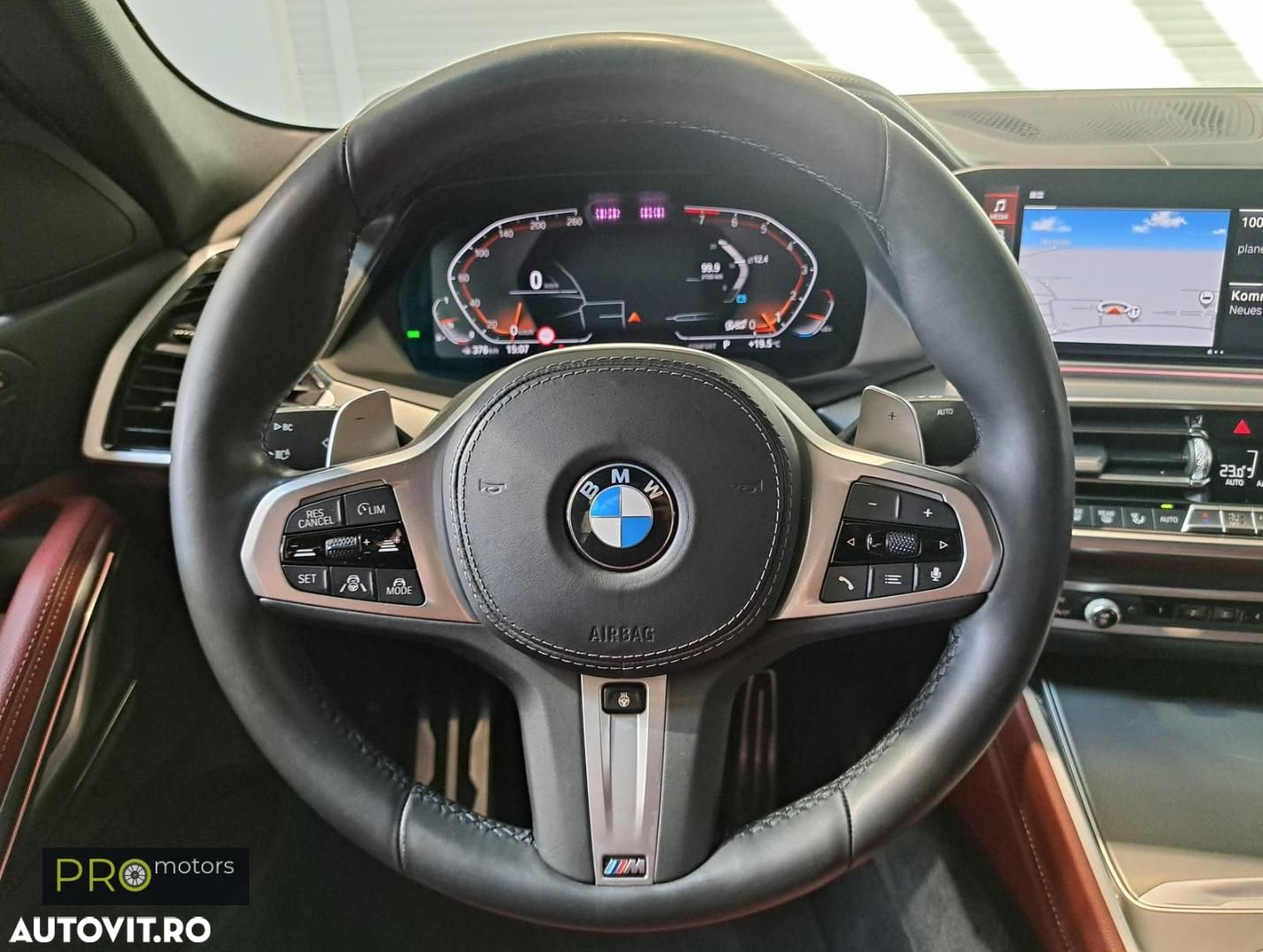 BMW X6 xDrive40i - 12