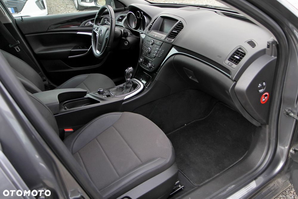 Opel Insignia 1.6 Turbo - 8