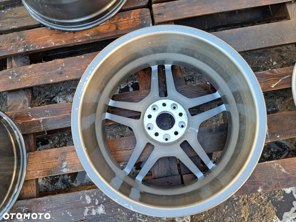 Oryg. Mercedes CLS 219 A219 A2194013602 8.5j 19 et25 AMG Nowa 5862 - 3