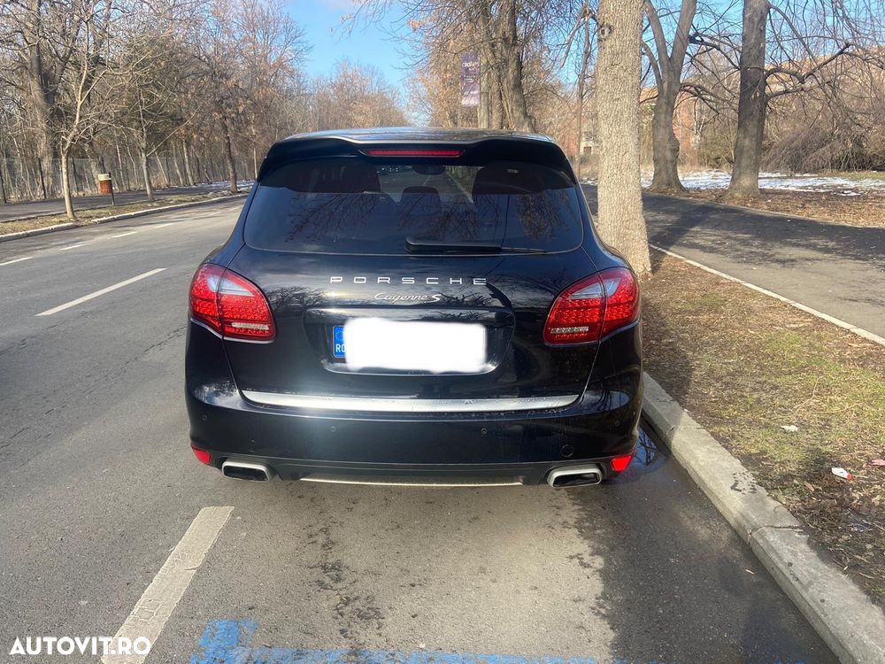 Porsche Cayenne - 23