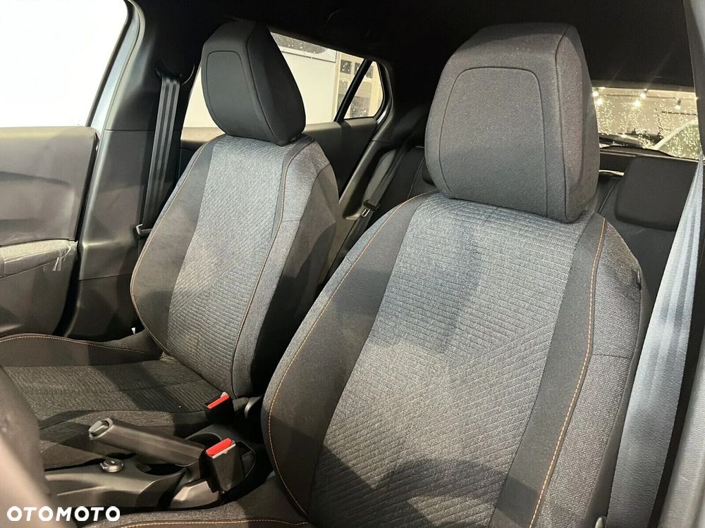 Peugeot 2008 - 10