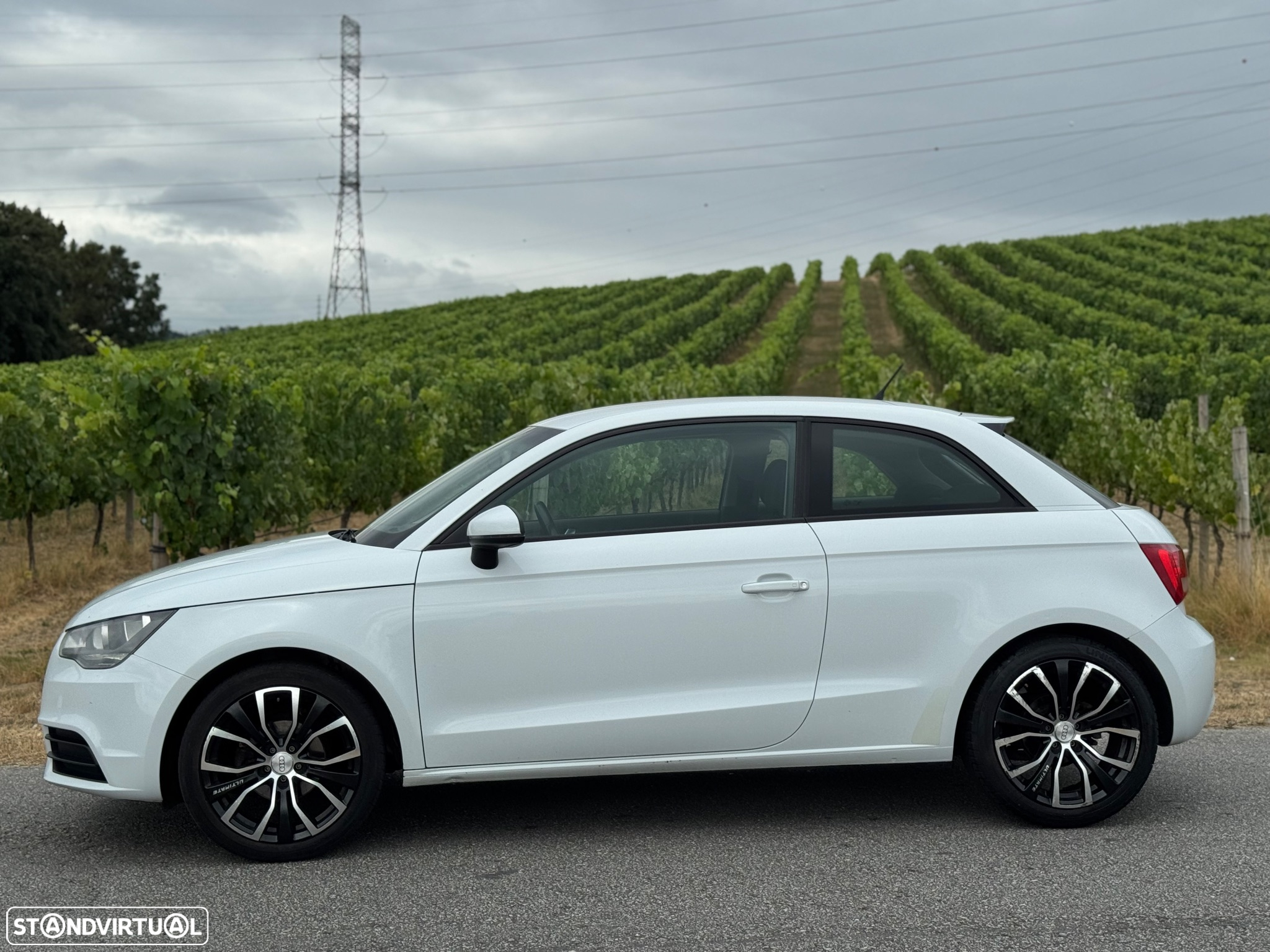 Audi A1 1.6 TDI Admired S-Tronic - 5