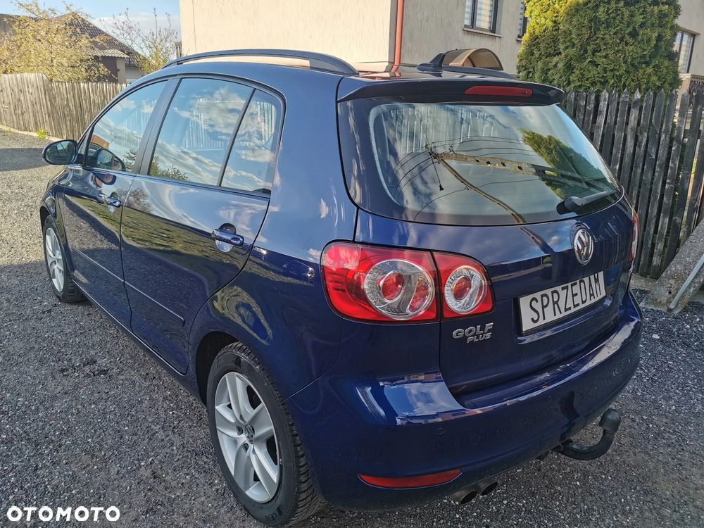 Volkswagen Golf Plus 2.0 TDI DPF Comfortline - 11