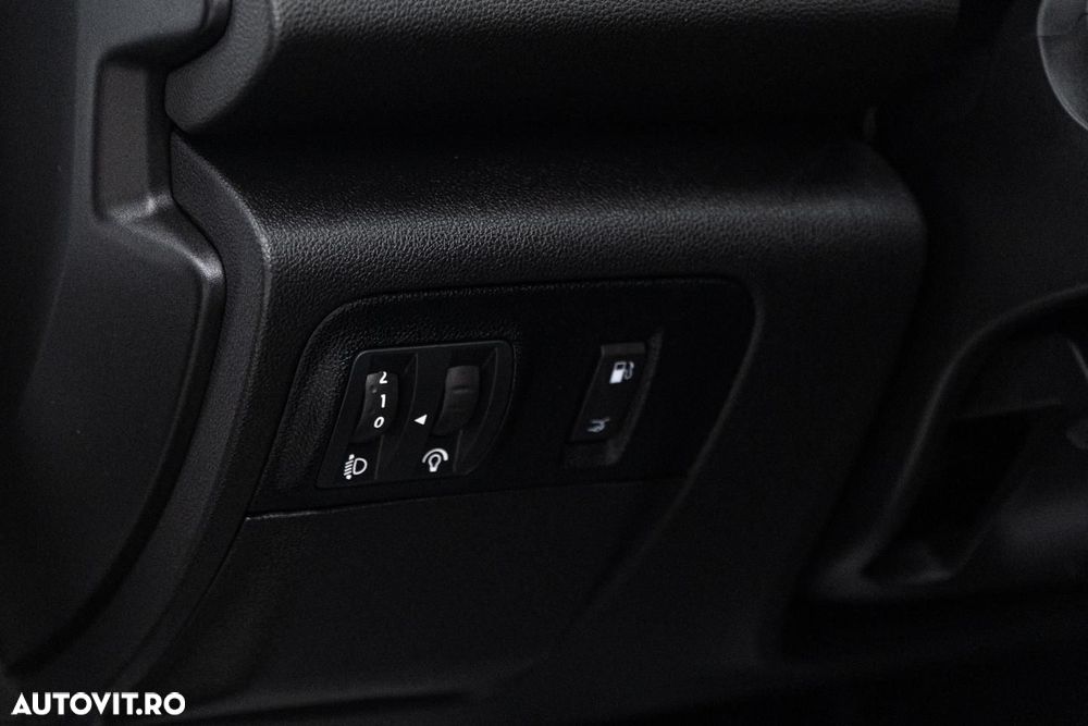 Renault Megane BLUE dCi 115 INTENS - 37