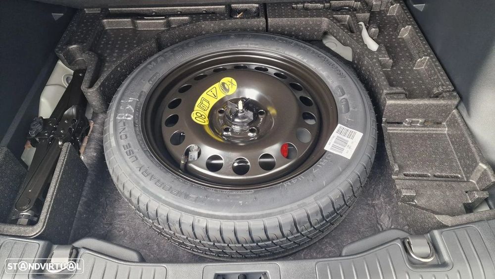 Ford Kuga 2.5 PHEV ST-Line - 22