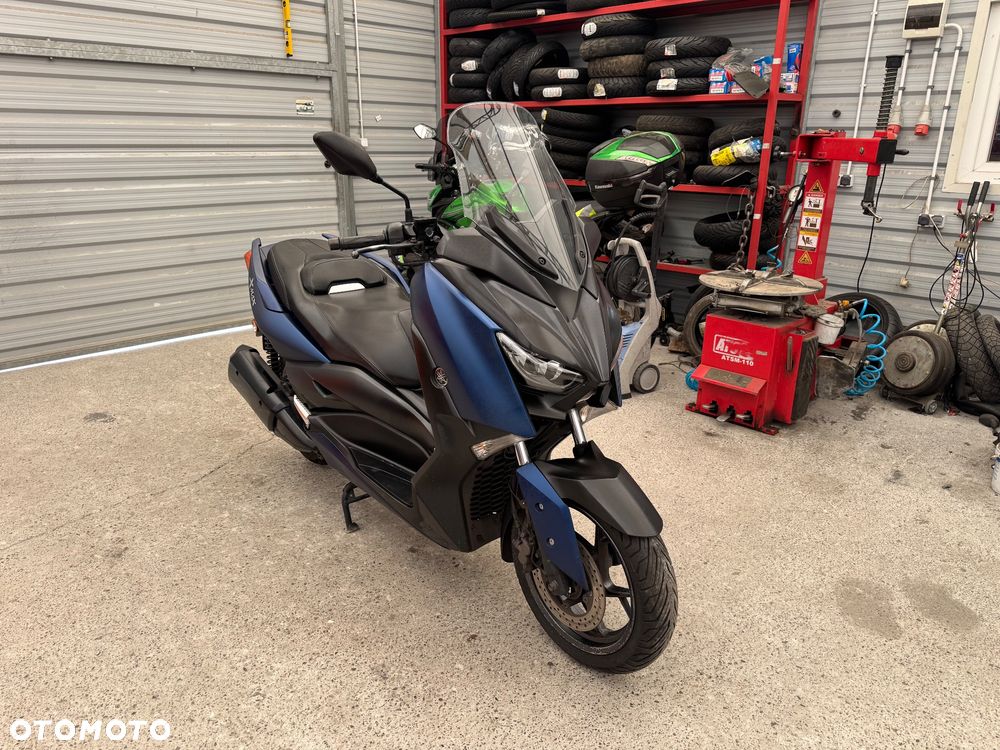 Yamaha X-max - 1