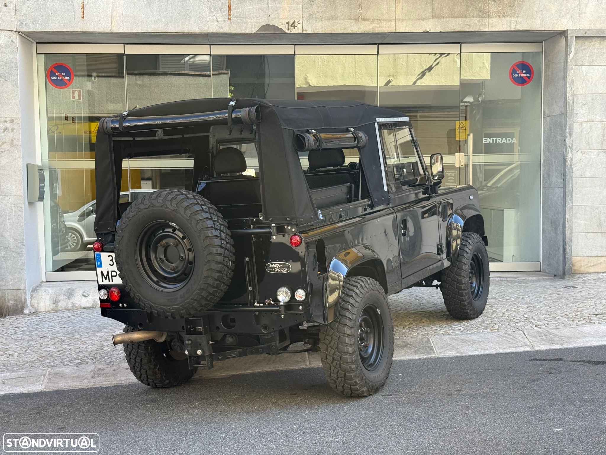 Land Rover Defender 90 SW 2.4 CRD S - 5