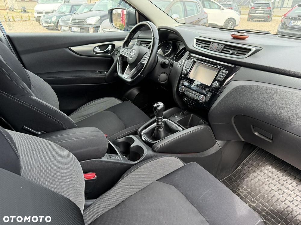 Nissan Qashqai 1.2 DIG-T N-Vision - 11