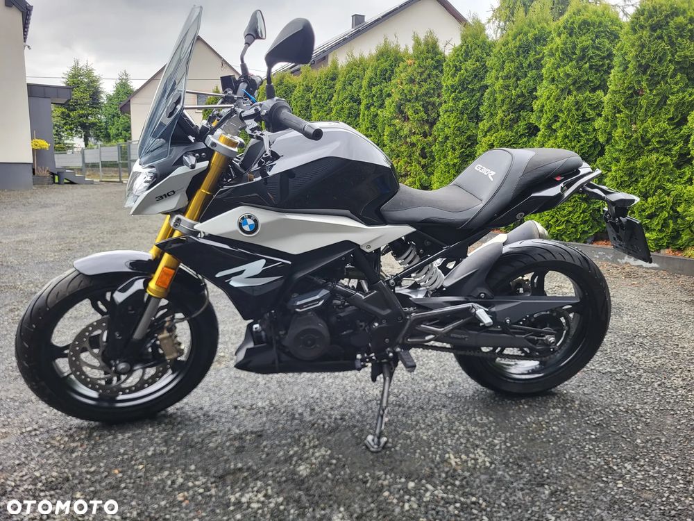 BMW G - 1
