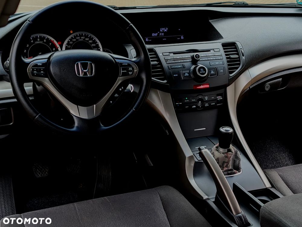 Honda Accord - 29