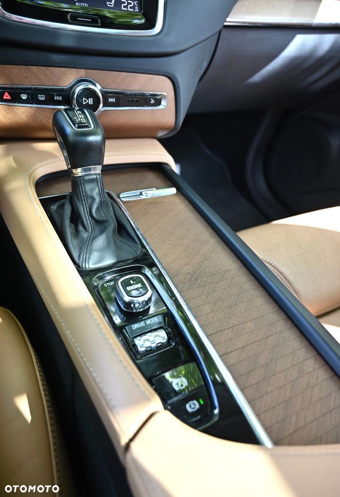 Volvo XC 90 T6 AWD Inscription 7os - 29