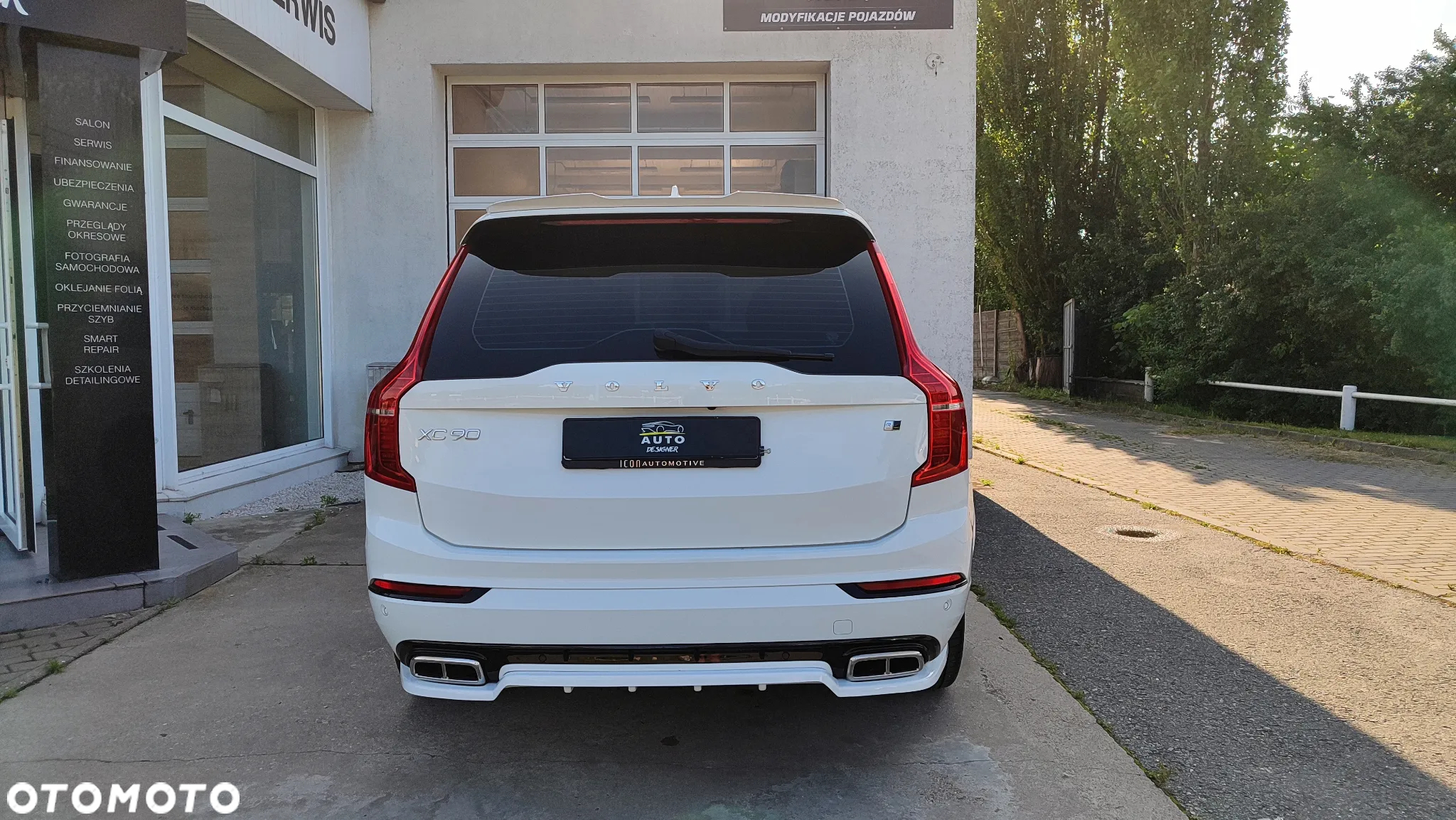 Volvo XC 90 D5 AWD R-Design 7os - 8