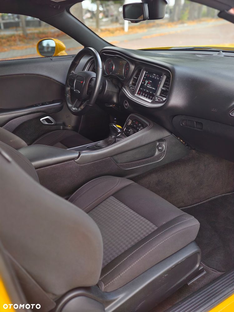 Dodge Challenger Automatik R/T Plus - 18