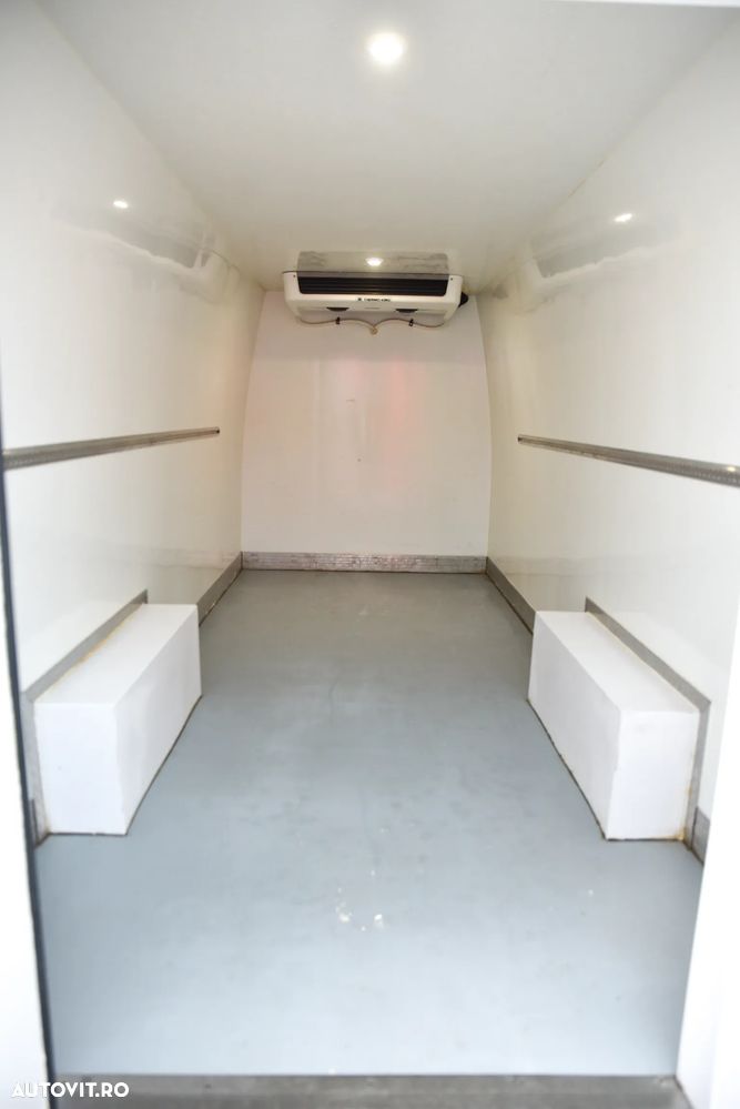 Mercedes-Benz SPRINTER - 7