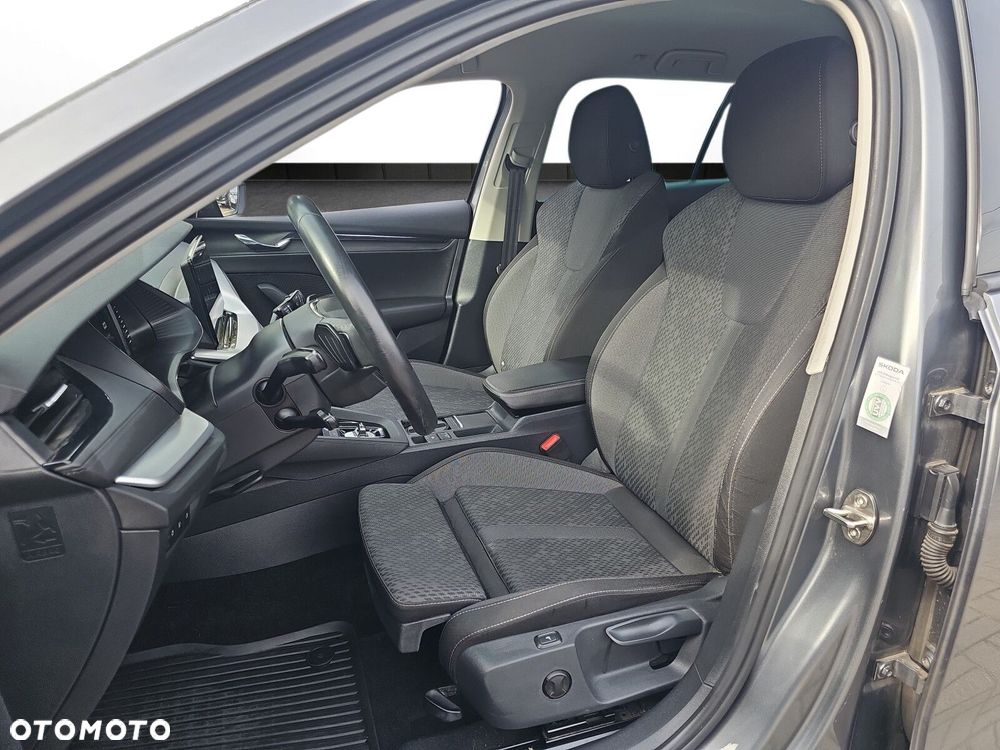 Skoda Octavia 2.0 TDI Style DSG - 8