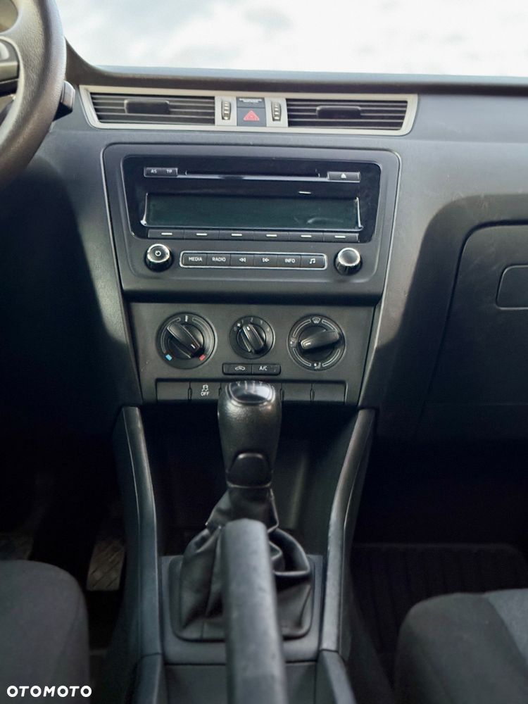 Skoda RAPID 1.2 TSI Ambition Green tec - 21