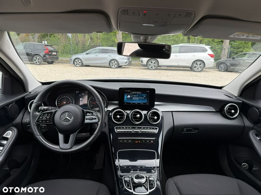 Mercedes-Benz Klasa C 220 d 9G-TRONIC - 18