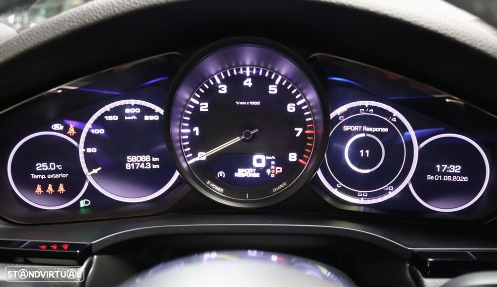 Porsche Cayenne Coupé E-Hybrid Platinum Edition - 22