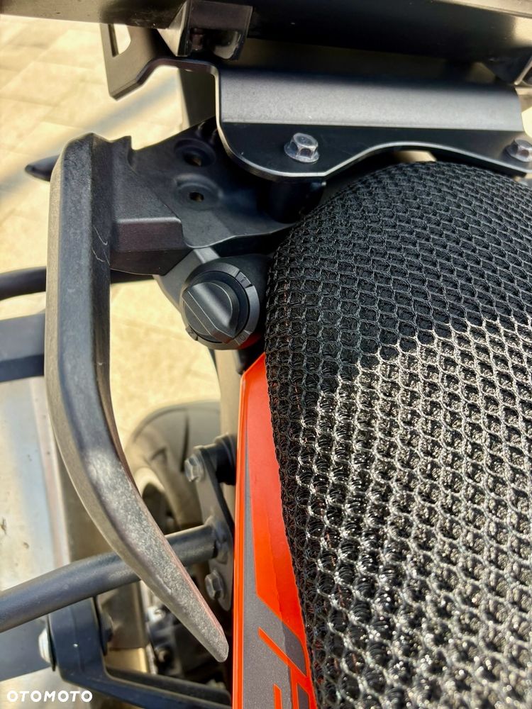 KTM Super Adventure - 10