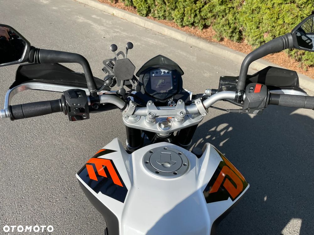 KTM Duke 125 - 16