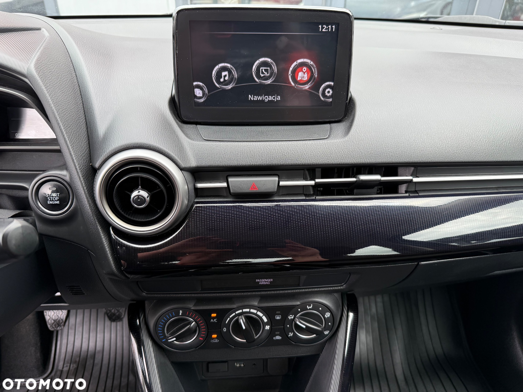 Mazda 2 SKYACTIV-G 75 M HYBRID Center-Line - 27