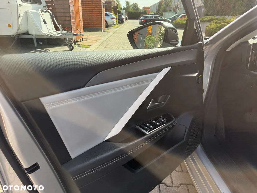 Opel Astra 1.5 CDTI Elegance S&S - 8