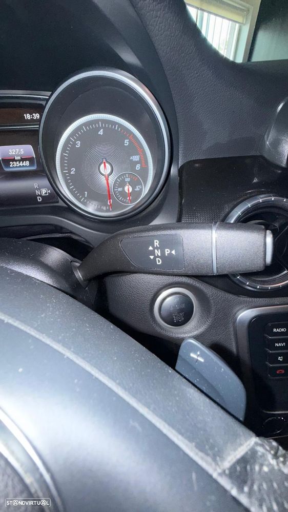 Mercedes-Benz CLA 180 - 18
