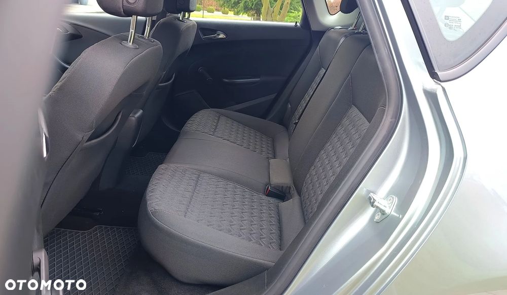 Opel Astra 1.4 Turbo Active - 22