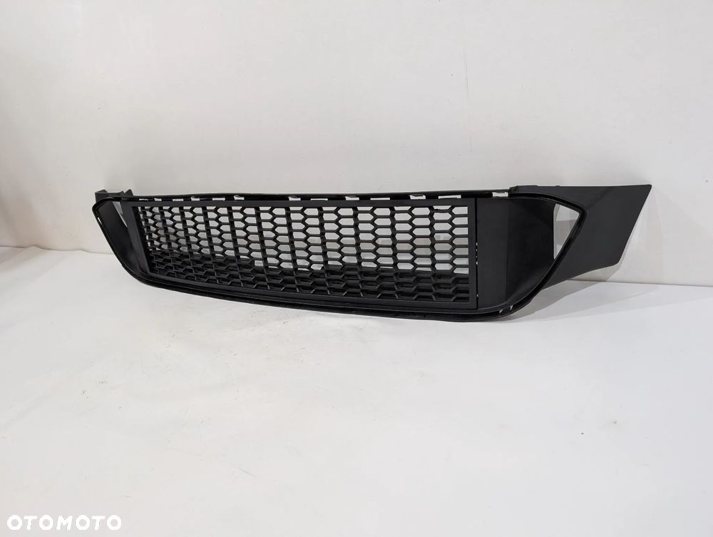 BMW F10 F11 KRATKA ZDERZAKA ŚRODKOWA M-PAKIET 8049347 - 3