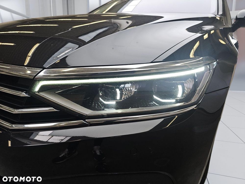 Volkswagen Passat Variant 2.0 TDI EVO Elegance DSG - 31