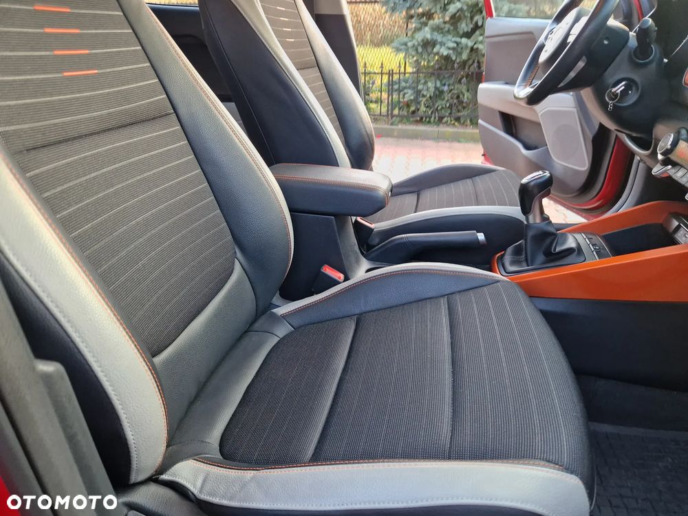 Kia Stonic 1.4 L - 25