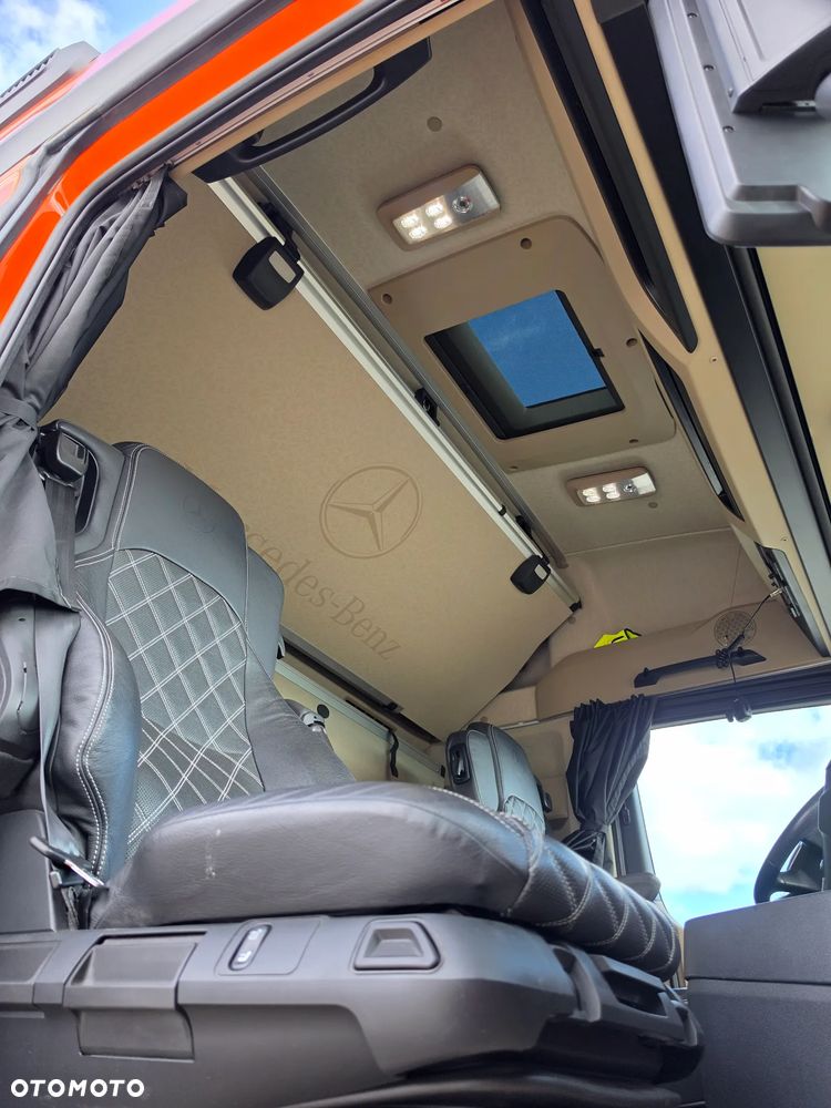Mercedes-Benz Actros - 39