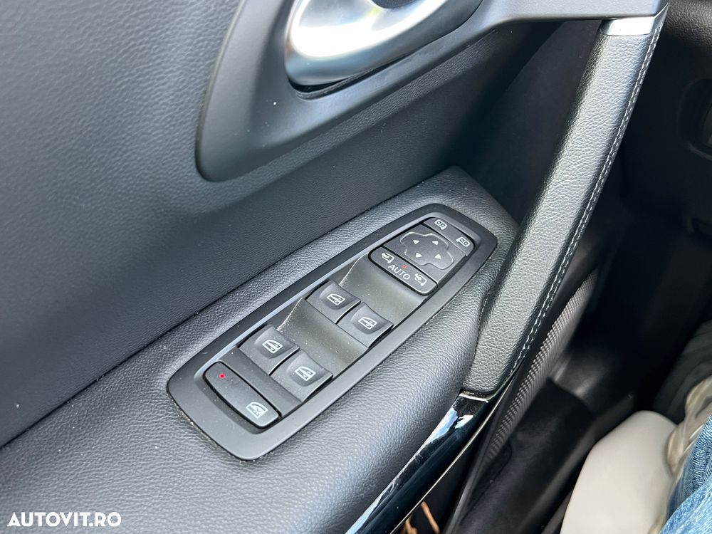 Renault Kadjar TCe 140 GPF Intens - 21