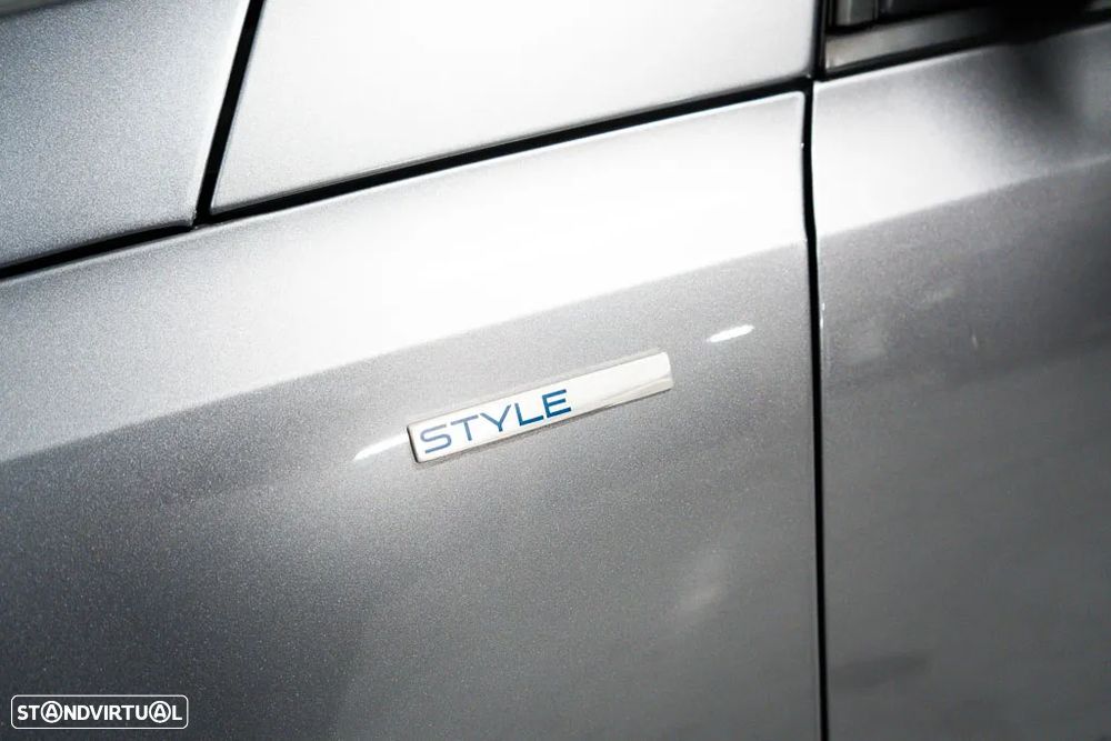 Peugeot 308 SW 1.5 BlueHDi Style - 17