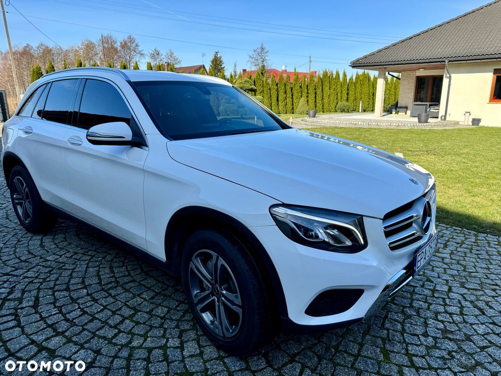 Mercedes-Benz GLC 300 4Matic 9G-TRONIC - 1