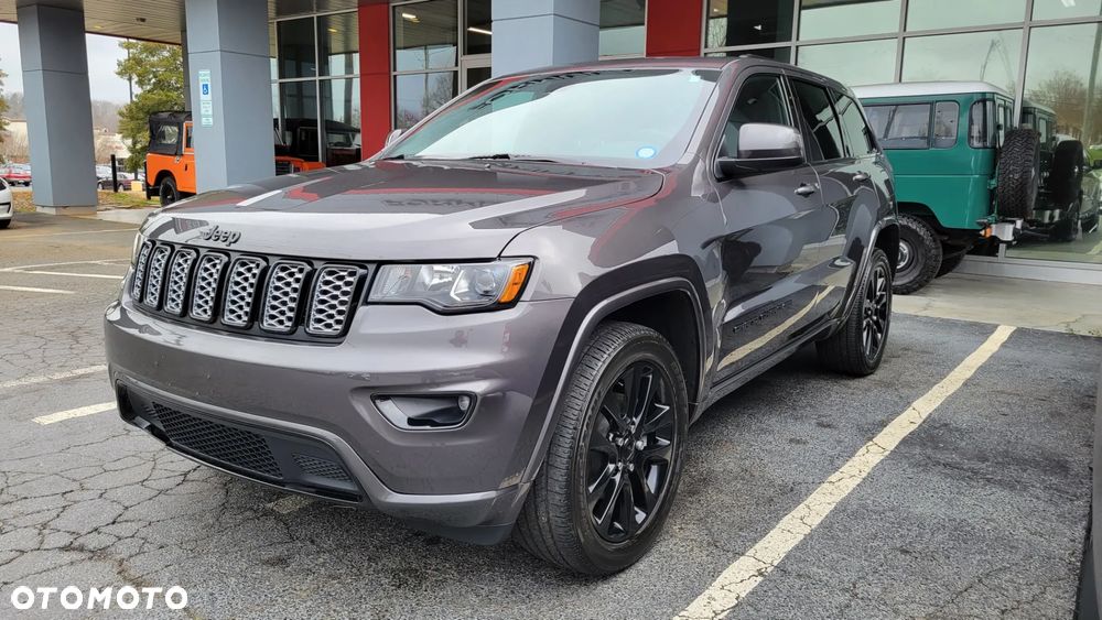 Jeep Grand Cherokee - 2