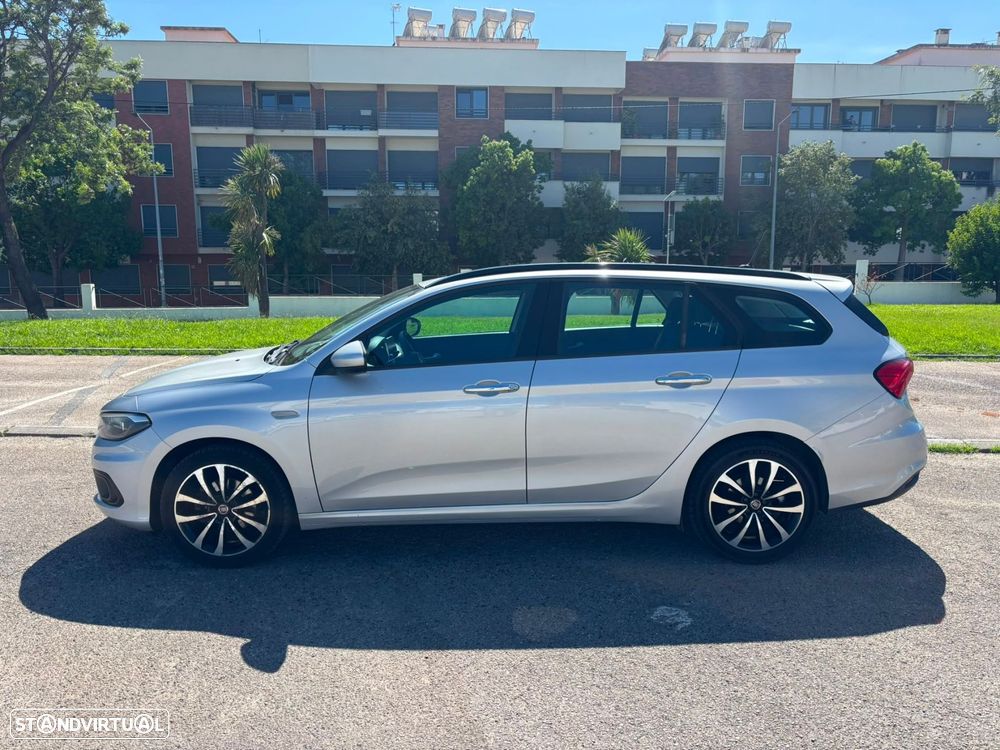 Fiat Tipo Station Wagon 1.3 M-Jet Lounge J17 - 18