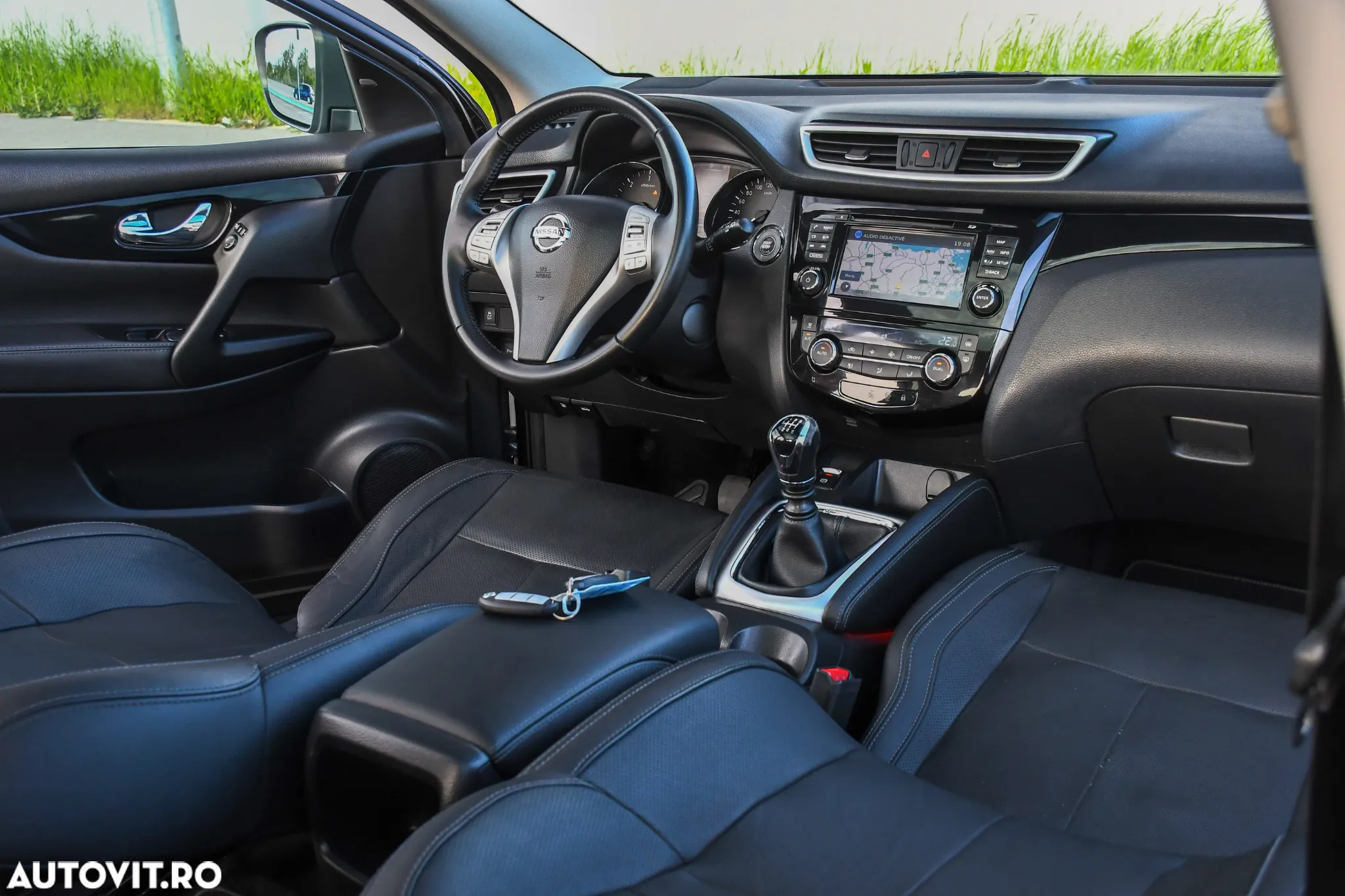 Nissan Qashqai 1.5 DCI Start/Stop N-Connecta - 2