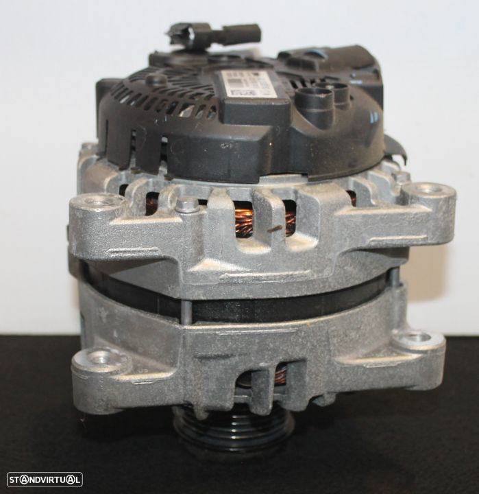 Alternador Peugeot 208 1.6 HDI de 2015 - 2