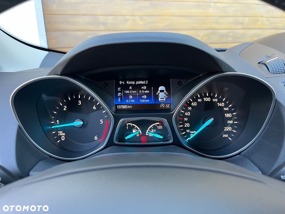 Ford Kuga 2.0 TDCi FWD Titanium - 27