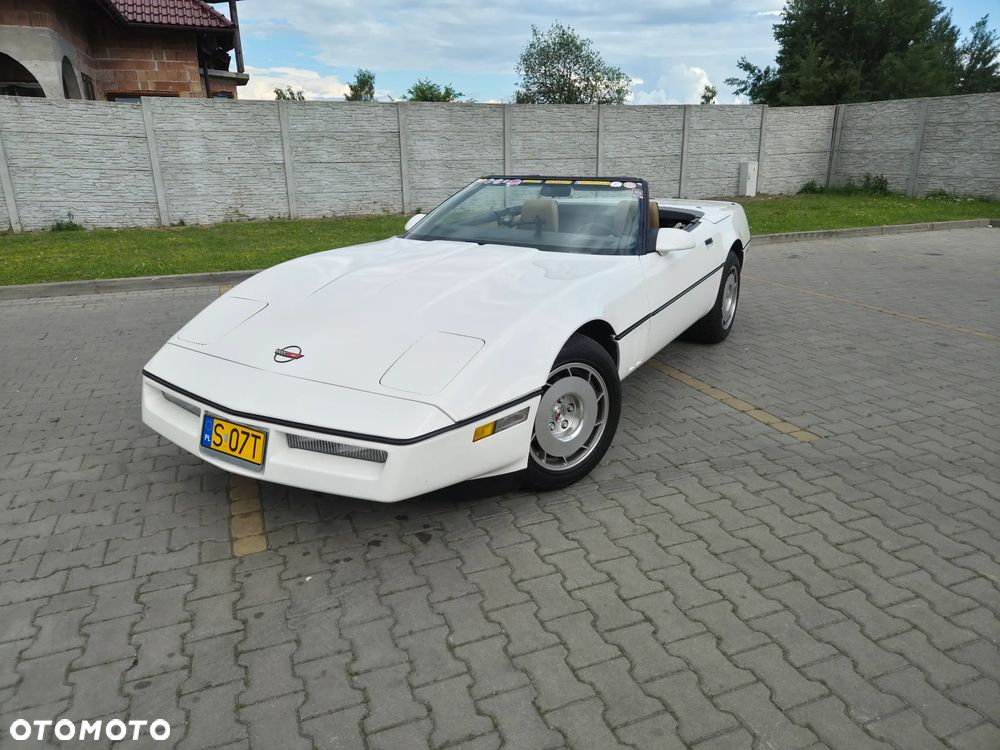 Chevrolet Corvette - 1
