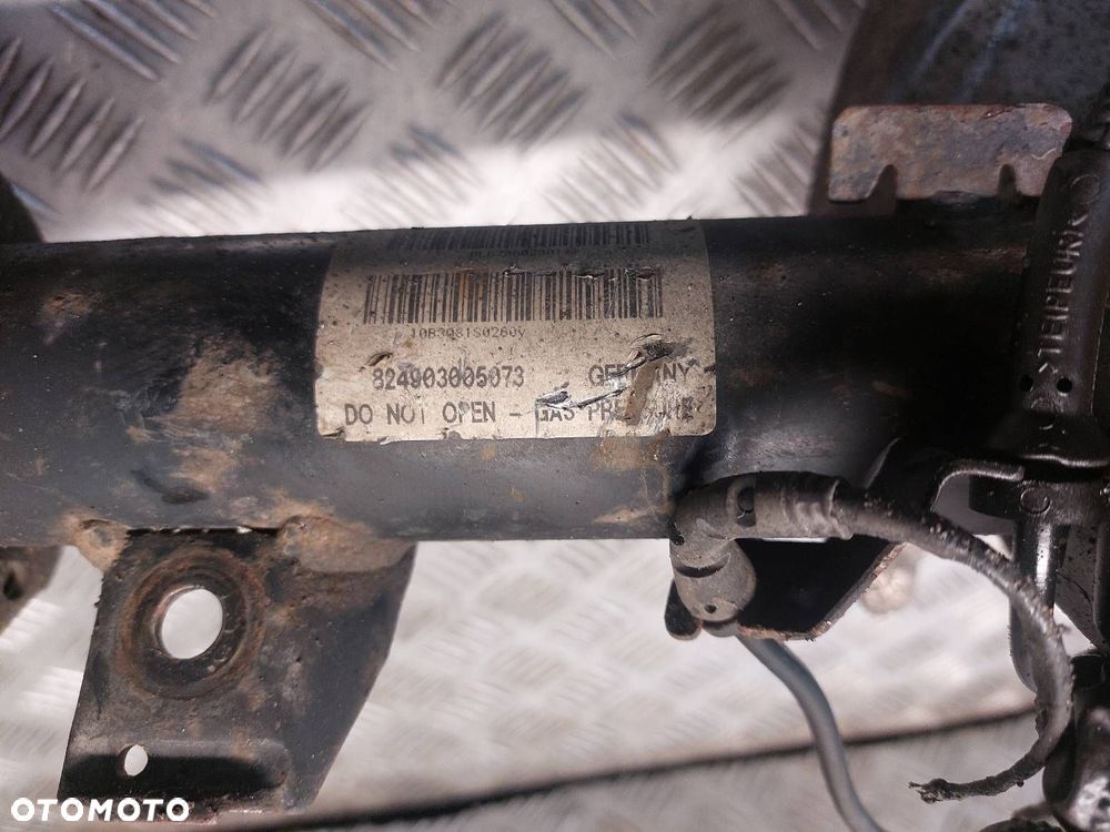 AMORTYZATOR SPRĘŻYNA ZWROTNICA LEWY PRZÓD BMW E87 118d 6786023 - 6