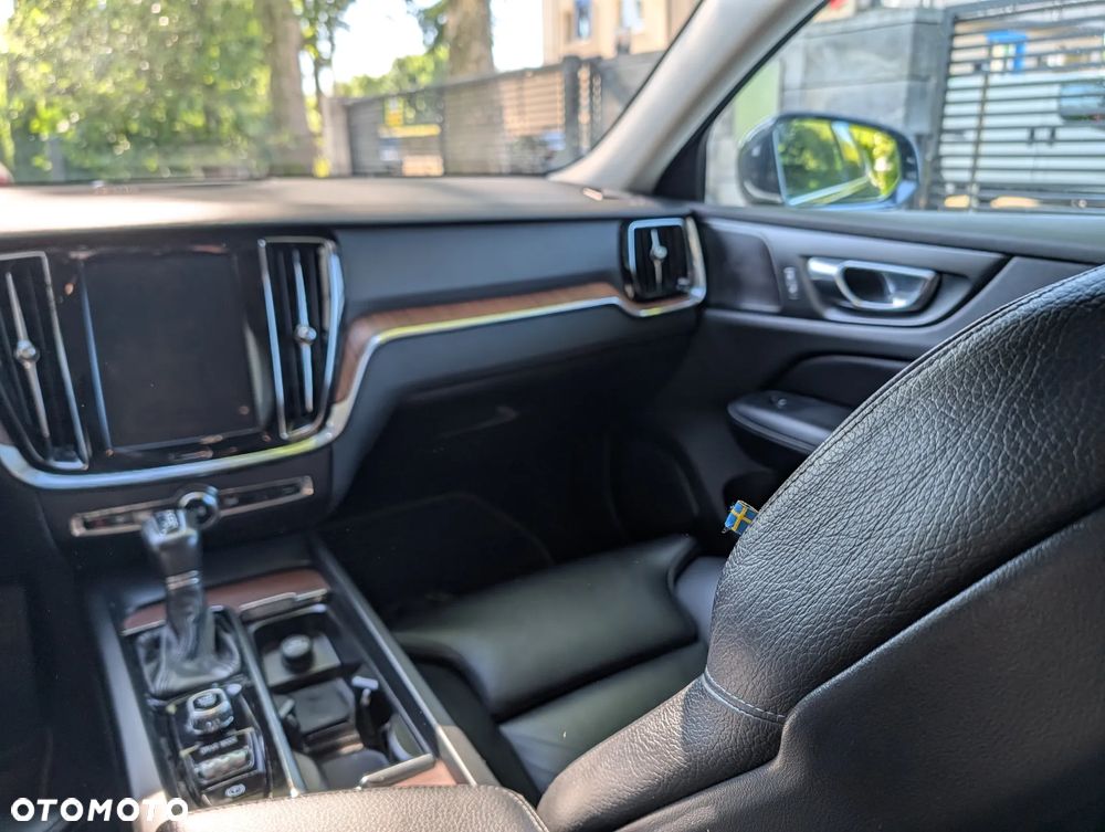 Volvo V60 T4 - 2