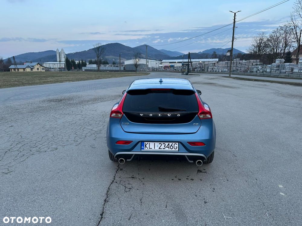 Volvo V40 D2 Drive-E R-Design Kinetic - 3