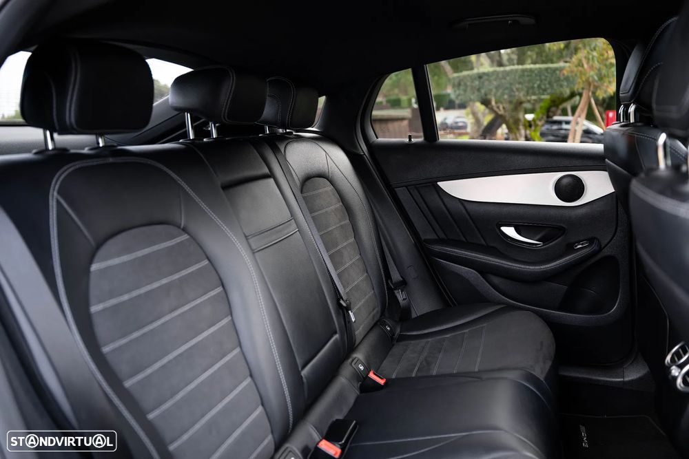 Mercedes-Benz GLC 300 de Coupe 4Matic - 41