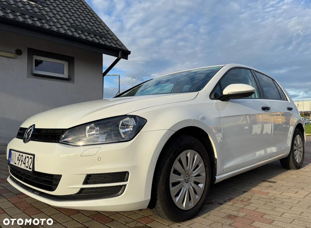 Volkswagen Golf - 2