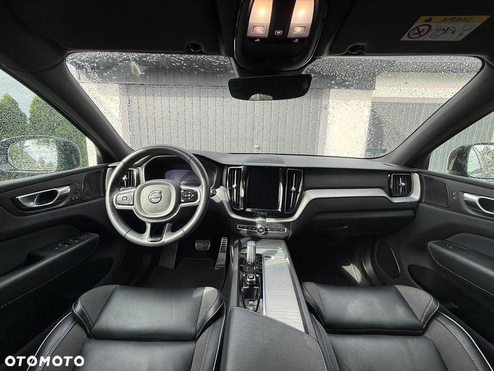 Volvo XC 60 B4 B R-Design - 9